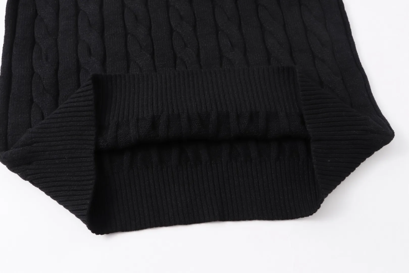 P230 RALPH LAUREN Ralph Lauren seven-color classic small label embroidered stand-collar long-sleeved half-zip knitted sweater tops for men and women seven colors Color: black white gray royal blue pink sky blue khaki code number: S M L XL material: cotton